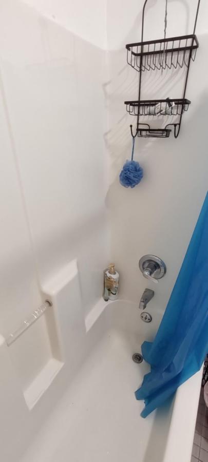Spacious Room For 4 People In Williamsburg ! New York Kültér fotó